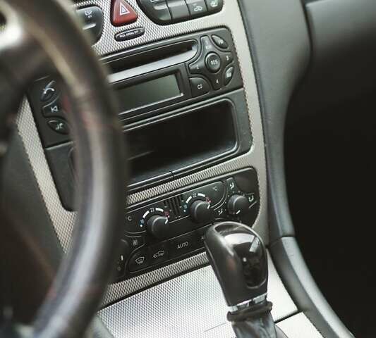 Білий Мерседес Ц-Клас, об'ємом двигуна 1.8 л та пробігом 180 тис. км за 5300 $, фото 7 на Automoto.ua
