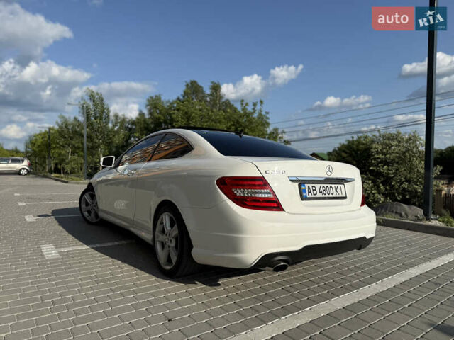 Белый Мерседес Ц-Класс, объемом двигателя 1.8 л и пробегом 170 тыс. км за 14800 $, фото 18 на Automoto.ua