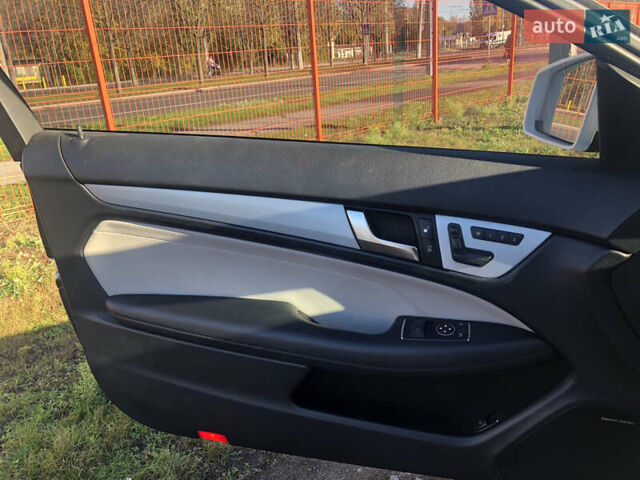 Белый Мерседес Ц-Класс, объемом двигателя 1.8 л и пробегом 150 тыс. км за 11999 $, фото 9 на Automoto.ua