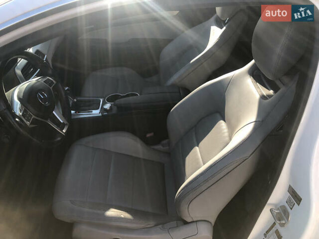 Белый Мерседес Ц-Класс, объемом двигателя 1.8 л и пробегом 150 тыс. км за 11999 $, фото 5 на Automoto.ua