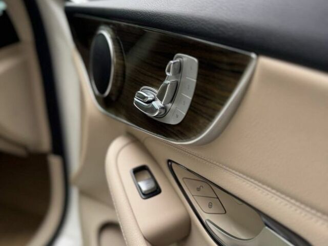 Білий Мерседес Ц-Клас, об'ємом двигуна 2 л та пробігом 154 тис. км за 23500 $, фото 7 на Automoto.ua