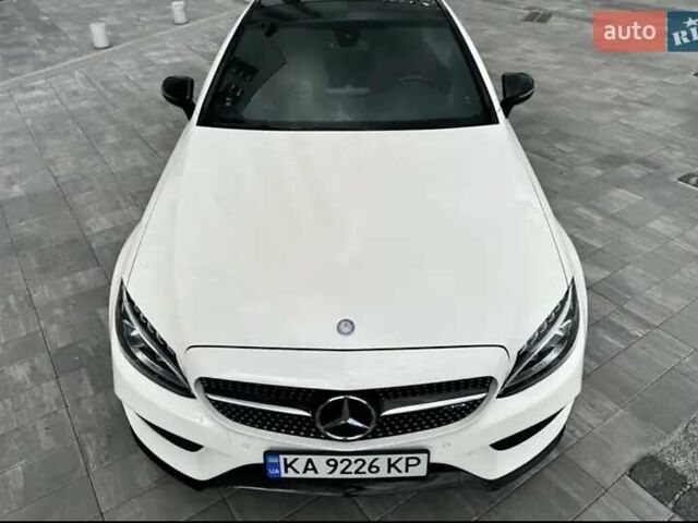 Белый Мерседес Ц-Класс, объемом двигателя 1.99 л и пробегом 135 тыс. км за 28500 $, фото 3 на Automoto.ua