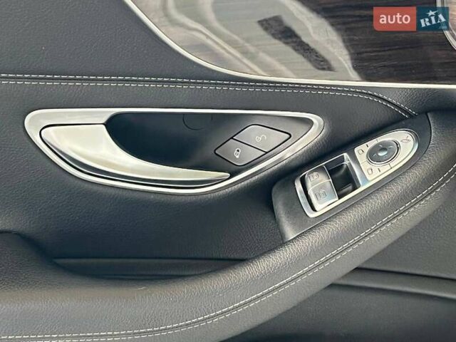 Белый Мерседес Ц-Класс, объемом двигателя 1.99 л и пробегом 150 тыс. км за 23500 $, фото 13 на Automoto.ua