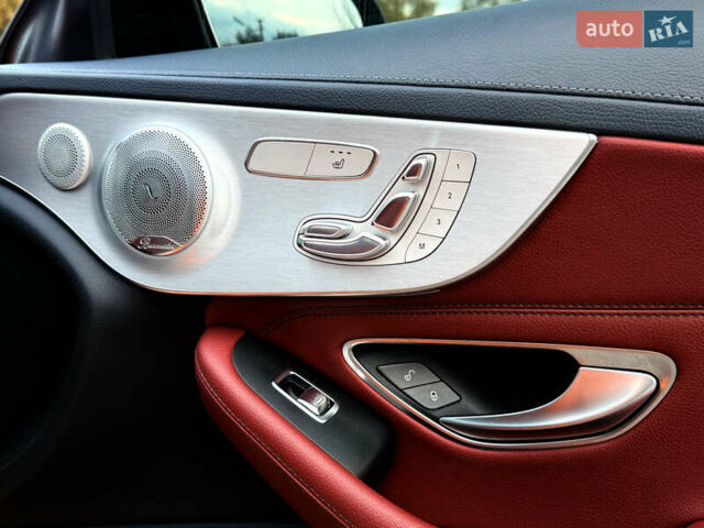 Белый Мерседес Ц-Класс, объемом двигателя 3 л и пробегом 95 тыс. км за 34990 $, фото 13 на Automoto.ua