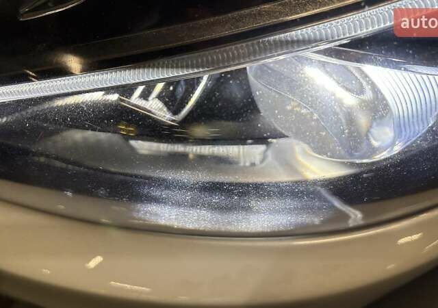 Белый Мерседес Ц-Класс, объемом двигателя 1.99 л и пробегом 105 тыс. км за 26500 $, фото 22 на Automoto.ua