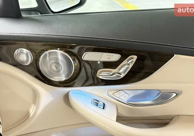 Белый Мерседес Ц-Класс, объемом двигателя 1.99 л и пробегом 105 тыс. км за 26500 $, фото 24 на Automoto.ua