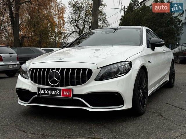 Білий Мерседес Ц-Клас, об'ємом двигуна 3 л та пробігом 88 тис. км за 30740 $, фото 1 на Automoto.ua