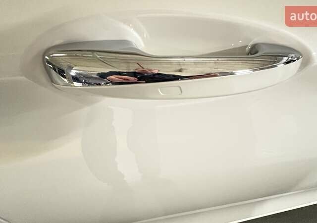 Белый Мерседес Ц-Класс, объемом двигателя 1.99 л и пробегом 105 тыс. км за 26500 $, фото 29 на Automoto.ua