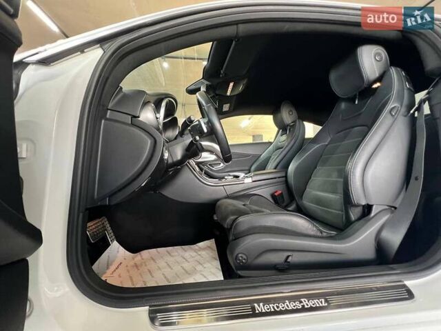 Белый Мерседес Ц-Класс, объемом двигателя 1.99 л и пробегом 150 тыс. км за 23500 $, фото 32 на Automoto.ua