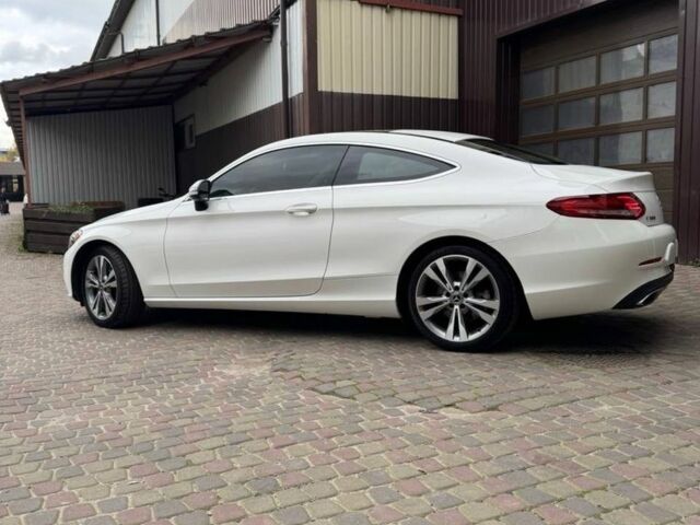 Білий Мерседес Ц-Клас, об'ємом двигуна 2 л та пробігом 154 тис. км за 23500 $, фото 2 на Automoto.ua