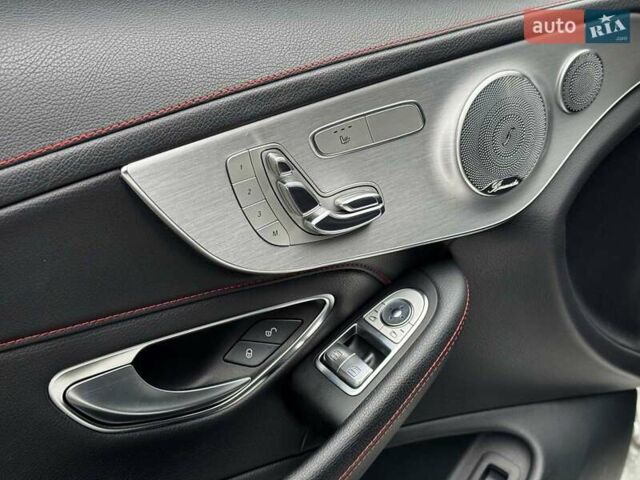 Білий Мерседес Ц-Клас, об'ємом двигуна 3 л та пробігом 88 тис. км за 30740 $, фото 24 на Automoto.ua