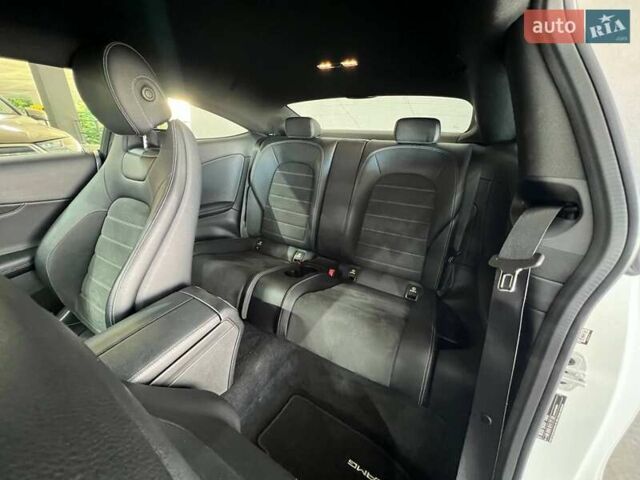 Белый Мерседес Ц-Класс, объемом двигателя 1.99 л и пробегом 150 тыс. км за 23500 $, фото 34 на Automoto.ua