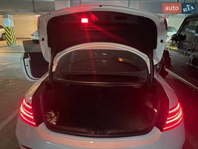 Білий Мерседес Ц-Клас, об'ємом двигуна 1.5 л та пробігом 76 тис. км за 29111 $, фото 8 на Automoto.ua