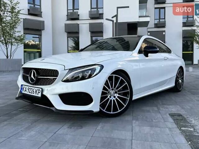 Белый Мерседес Ц-Класс, объемом двигателя 1.99 л и пробегом 135 тыс. км за 28500 $, фото 6 на Automoto.ua