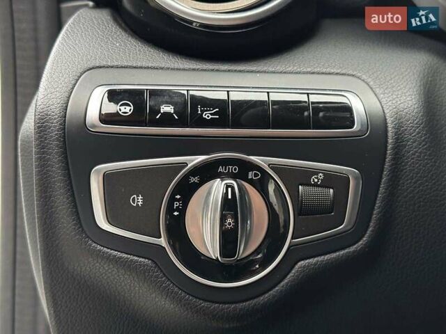 Білий Мерседес Ц-Клас, об'ємом двигуна 3 л та пробігом 88 тис. км за 30740 $, фото 28 на Automoto.ua