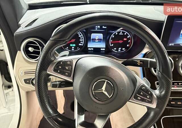 Белый Мерседес Ц-Класс, объемом двигателя 1.99 л и пробегом 105 тыс. км за 26500 $, фото 10 на Automoto.ua