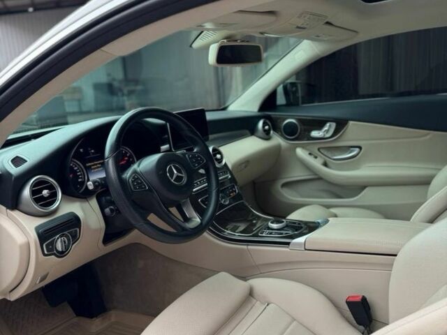 Білий Мерседес Ц-Клас, об'ємом двигуна 2 л та пробігом 154 тис. км за 23500 $, фото 5 на Automoto.ua