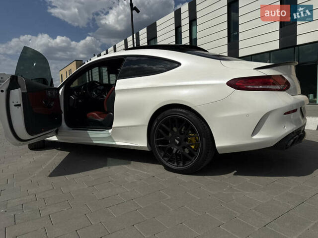 Білий Мерседес Ц-Клас, об'ємом двигуна 2 л та пробігом 111 тис. км за 36000 $, фото 6 на Automoto.ua