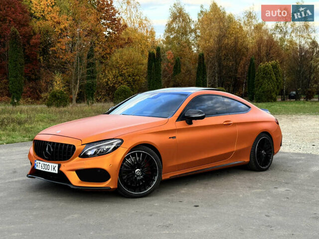 Белый Мерседес Ц-Класс, объемом двигателя 3 л и пробегом 95 тыс. км за 34990 $, фото 2 на Automoto.ua