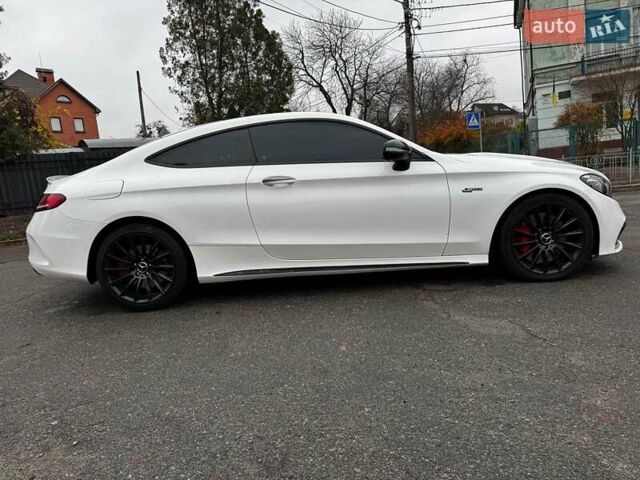 Білий Мерседес Ц-Клас, об'ємом двигуна 3 л та пробігом 88 тис. км за 30740 $, фото 11 на Automoto.ua