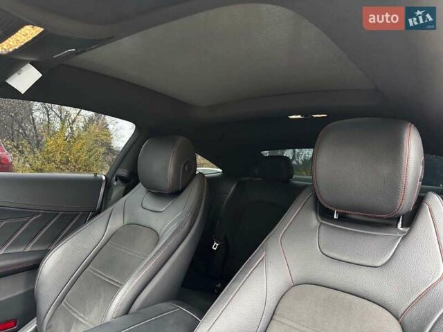 Білий Мерседес Ц-Клас, об'ємом двигуна 3 л та пробігом 88 тис. км за 30740 $, фото 31 на Automoto.ua