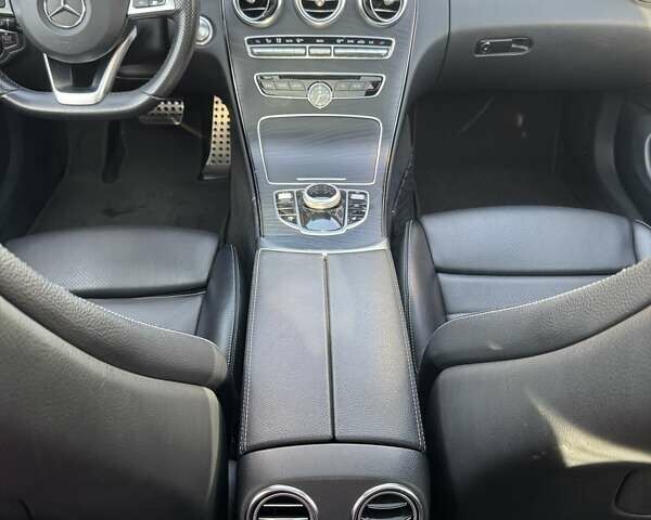 Белый Мерседес Ц-Класс, объемом двигателя 1.99 л и пробегом 120 тыс. км за 37210 $, фото 17 на Automoto.ua