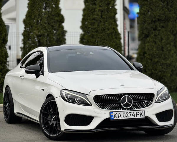 Білий Мерседес Ц-Клас, об'ємом двигуна 3 л та пробігом 133 тис. км за 25990 $, фото 2 на Automoto.ua