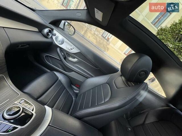 Белый Мерседес Ц-Класс, объемом двигателя 1.99 л и пробегом 120 тыс. км за 37210 $, фото 12 на Automoto.ua