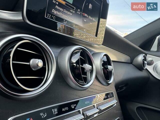 Белый Мерседес Ц-Класс, объемом двигателя 1.99 л и пробегом 120 тыс. км за 37210 $, фото 15 на Automoto.ua