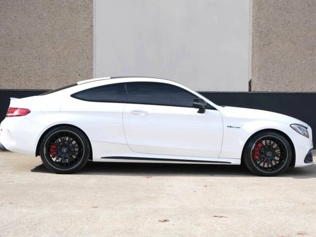 Білий Мерседес Ц-Клас, об'ємом двигуна 4 л та пробігом 61 тис. км за 14200 $, фото 7 на Automoto.ua