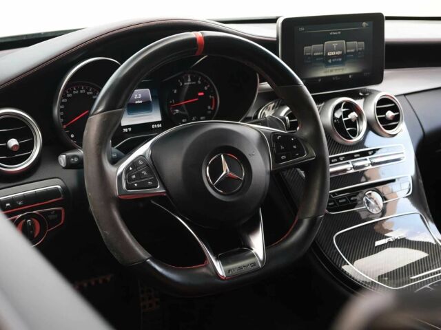 Білий Мерседес Ц-Клас, об'ємом двигуна 4 л та пробігом 61 тис. км за 14200 $, фото 12 на Automoto.ua