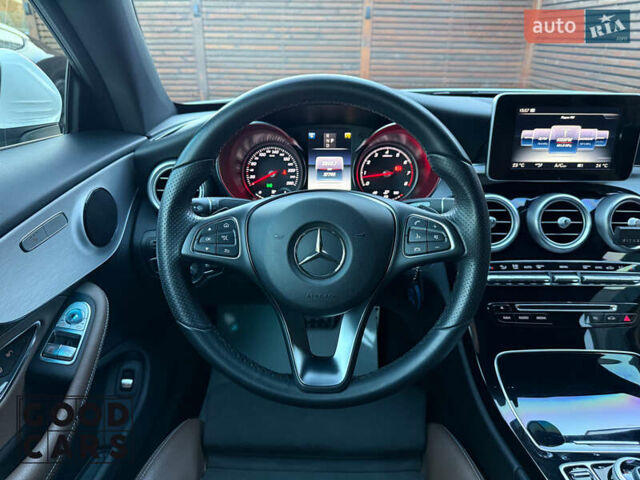 Мерседес Ц-Класс 2017 в Одессе на Automoto.ua Белый Мерседес Ц-Класс, объемом двигателя 1.99 л и пробегом 37 тыс. км за 29900 $, фото 19 на Automoto.ua