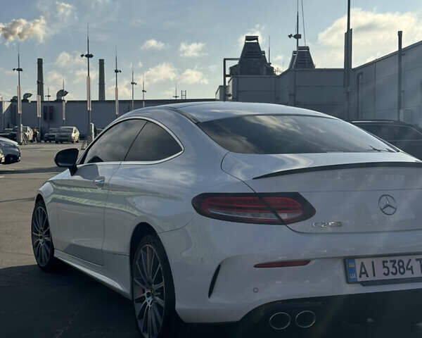 Белый Мерседес Ц-Класс, объемом двигателя 1.95 л и пробегом 103 тыс. км за 39999 $, фото 4 на Automoto.ua