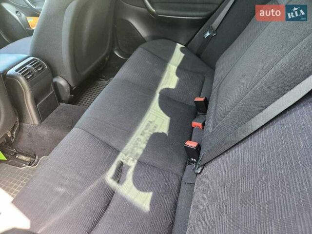 Белый Мерседес Ц-Класс, объемом двигателя 2.1 л и пробегом 329 тыс. км за 6250 $, фото 15 на Automoto.ua