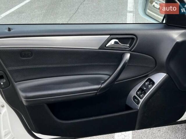 Білий Мерседес Ц-Клас, об'ємом двигуна 1.8 л та пробігом 220 тис. км за 6900 $, фото 2 на Automoto.ua