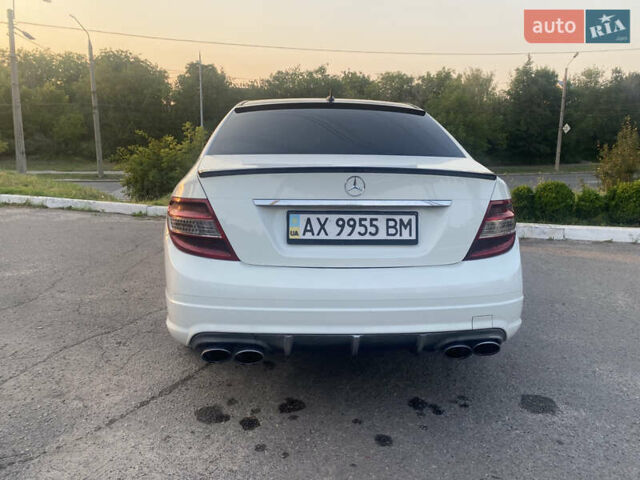 Білий Мерседес Ц-Клас, об'ємом двигуна 1.8 л та пробігом 201 тис. км за 8000 $, фото 2 на Automoto.ua