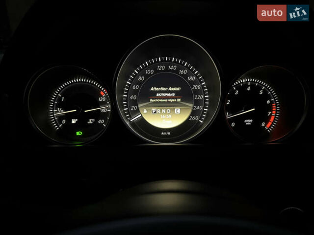 Белый Мерседес Ц-Класс, объемом двигателя 1.8 л и пробегом 265 тыс. км за 9999 $, фото 162 на Automoto.ua