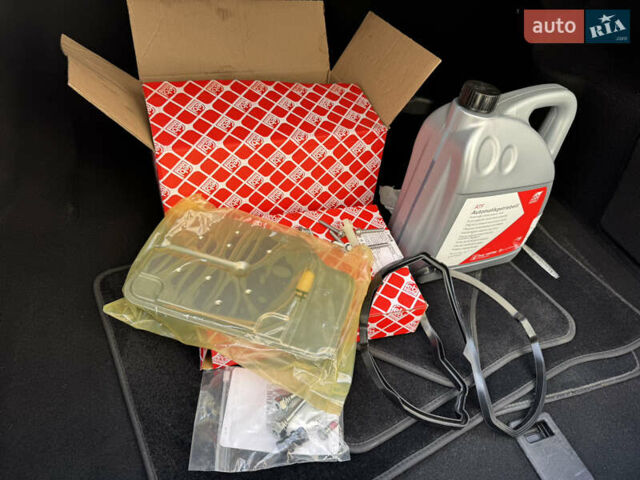 Белый Мерседес Ц-Класс, объемом двигателя 1.8 л и пробегом 265 тыс. км за 11555 $, фото 90 на Automoto.ua