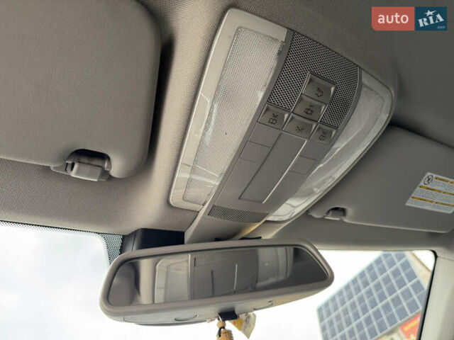 Белый Мерседес Ц-Класс, объемом двигателя 1.8 л и пробегом 265 тыс. км за 11555 $, фото 77 на Automoto.ua