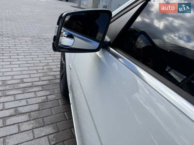 Белый Мерседес Ц-Класс, объемом двигателя 1.8 л и пробегом 265 тыс. км за 9999 $, фото 34 на Automoto.ua