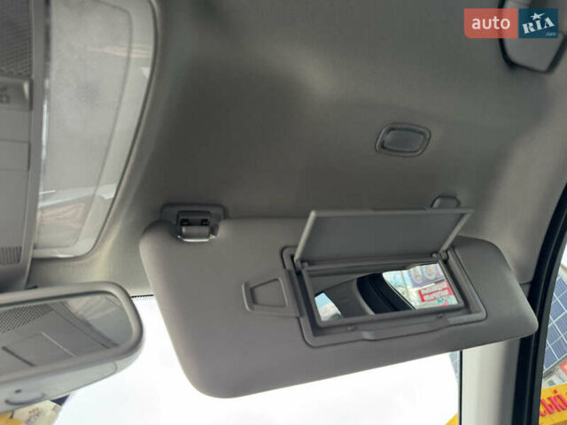 Белый Мерседес Ц-Класс, объемом двигателя 1.8 л и пробегом 265 тыс. км за 9999 $, фото 82 на Automoto.ua