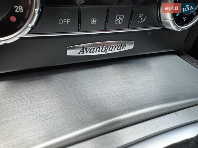 Белый Мерседес Ц-Класс, объемом двигателя 1.8 л и пробегом 265 тыс. км за 11555 $, фото 68 на Automoto.ua