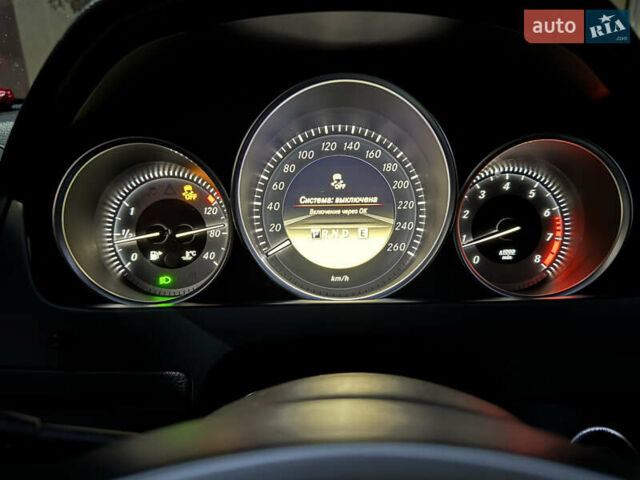 Белый Мерседес Ц-Класс, объемом двигателя 1.8 л и пробегом 265 тыс. км за 9999 $, фото 164 на Automoto.ua