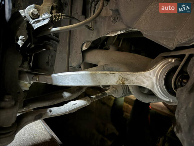 Белый Мерседес Ц-Класс, объемом двигателя 1.8 л и пробегом 265 тыс. км за 9999 $, фото 100 на Automoto.ua