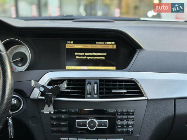 Білий Мерседес Ц-Клас, об'ємом двигуна 1.8 л та пробігом 230 тис. км за 9800 $, фото 21 на Automoto.ua