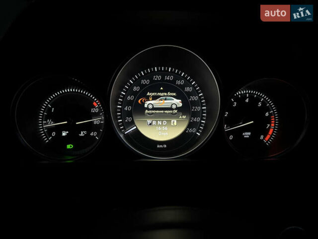 Белый Мерседес Ц-Класс, объемом двигателя 1.8 л и пробегом 265 тыс. км за 9999 $, фото 152 на Automoto.ua