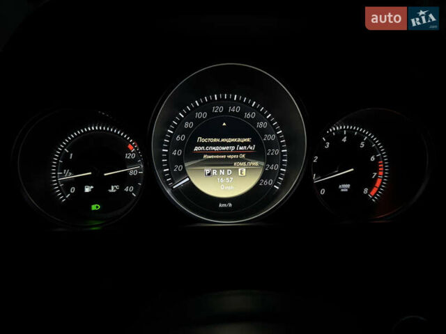 Белый Мерседес Ц-Класс, объемом двигателя 1.8 л и пробегом 265 тыс. км за 9999 $, фото 157 на Automoto.ua