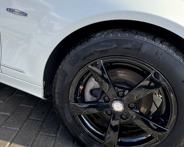 Белый Мерседес Ц-Класс, объемом двигателя 1.8 л и пробегом 265 тыс. км за 9999 $, фото 12 на Automoto.ua