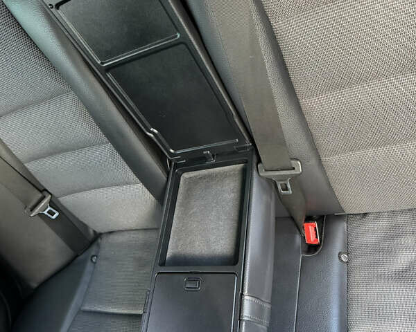 Белый Мерседес Ц-Класс, объемом двигателя 1.8 л и пробегом 265 тыс. км за 11555 $, фото 86 на Automoto.ua