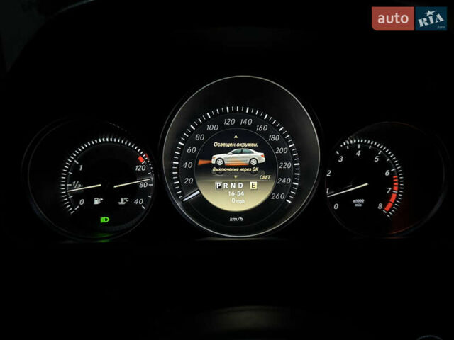 Белый Мерседес Ц-Класс, объемом двигателя 1.8 л и пробегом 265 тыс. км за 9999 $, фото 148 на Automoto.ua